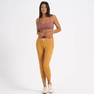 Vuori Mustard Jogger athletic travel Pants